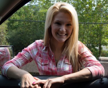 Petite Blonde Pov - S1:E13