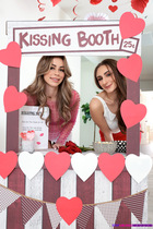 Preview photo for Cash For Kisses On Valentines Day - S25:E7