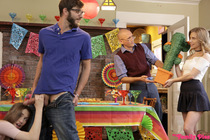 Preview photo for Cinco De Pie O - S2:E5