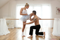 Preview photo for Dance Lovers - S3:E9