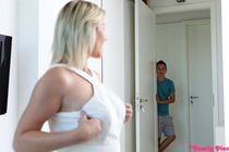 Preview photo for Lick It Before You Stick It - S15:E6