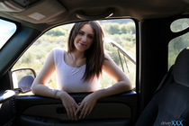 Preview photo for Looking For Tits - S1:E8
