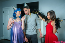 Preview photo for New Years Eve With My Step Family - S17:E2