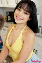 Preview photo for Spying On Swap Mom And Dad - S5:E10