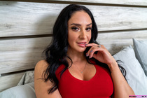 Preview photo for Stepmom Needs The Cum - S16:E2