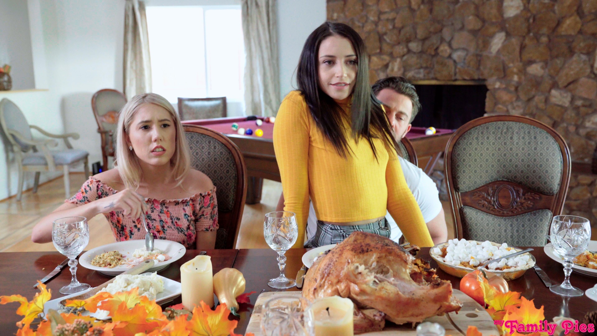You're previewing MyFamilyPies.com's 'Thanksgiving Is For Cr...
