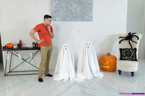 Preview photo for Two Ghosts And One Stepbro - S27:E6