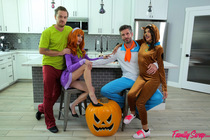 Preview photo for Would You Do It For A Swap Snack - S4:E1